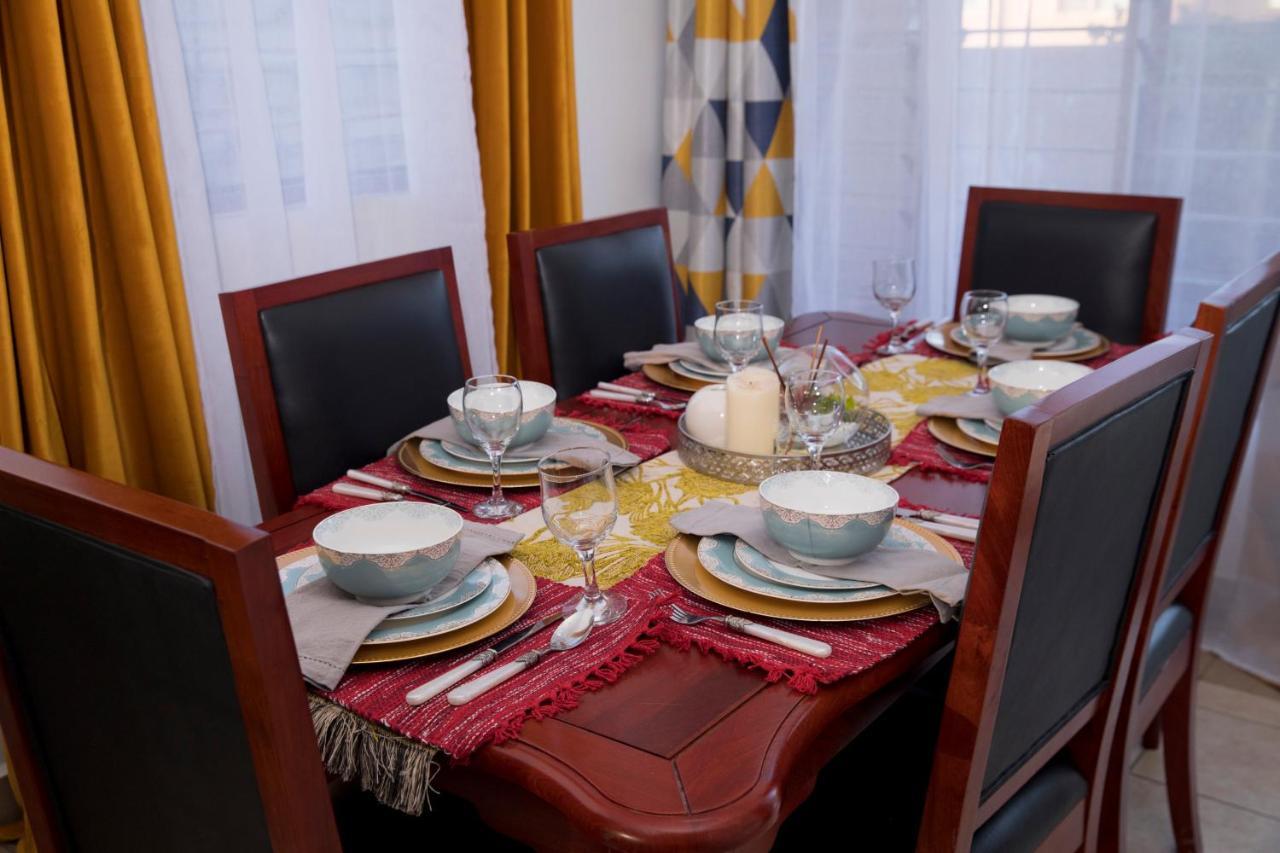 Sanctuary Aparthotel-Ac-Garden- Solar-Wi-Fi -Firepit-Park-Carport Lusaka Luaran gambar